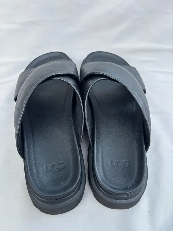 UGG Women's Capitelle Crossband Leather Platform Slides Sandals Size 8 - Image 3
