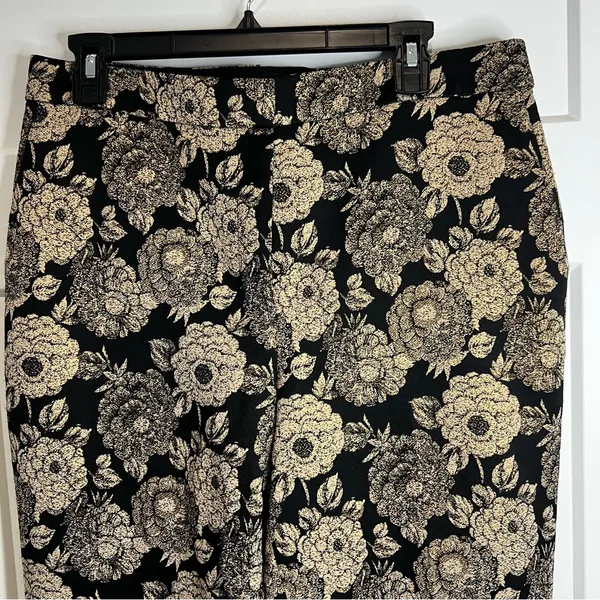 Ann Taylor Gilded Blossom Ankle Pants Black Gold Floral Lined Size 10 NWOT - Image 3