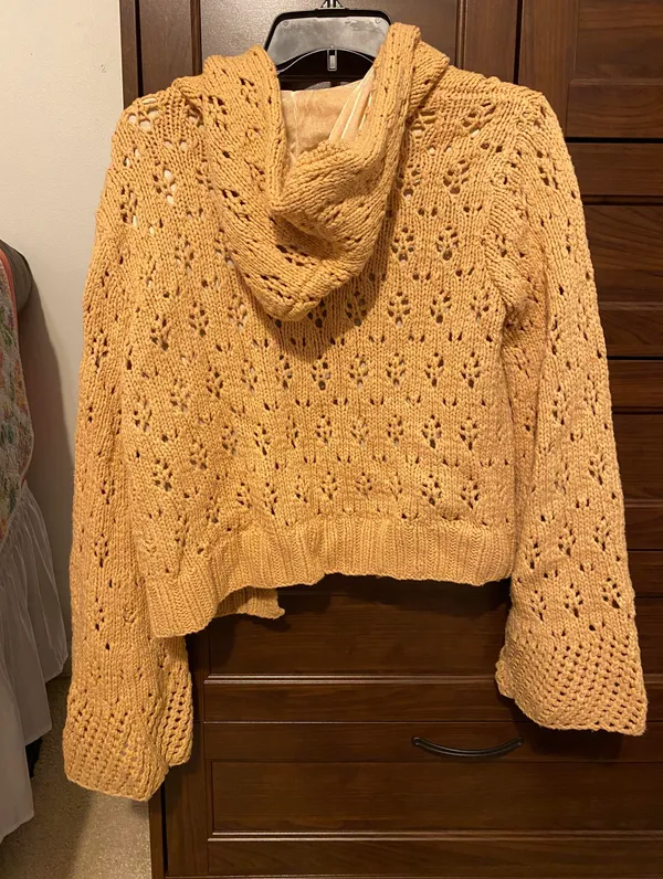 525 America Sweater - Image 2
