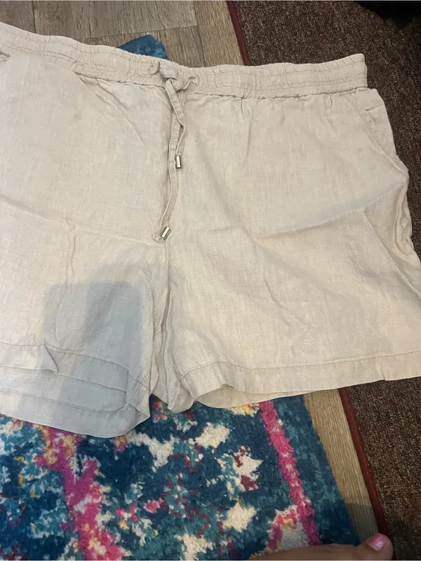 Tommy Bahama Light Beige Linen Blend Drawstring Women’s Shorts - Image 3