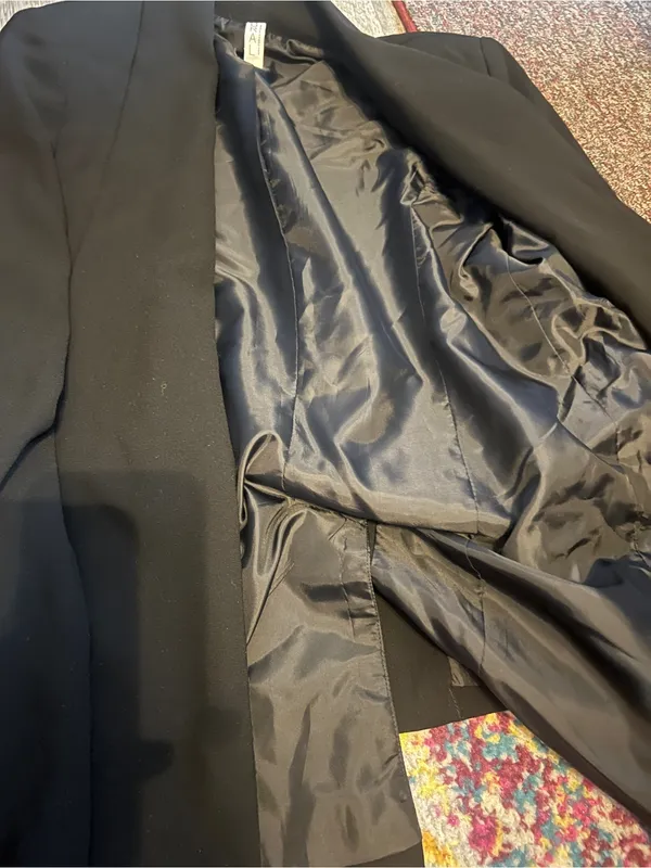 Mural Classic Black Blazer - Image 4