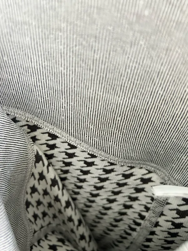 Vuori Leggings  - Image 4