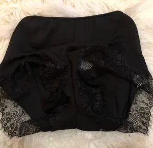 MIDNIGHT BAKERY Rose Noir Lace Trim Pajamas - Image 5