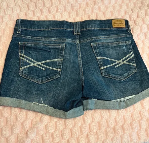 Aeropostale Shorts Low-Rise - Image 2