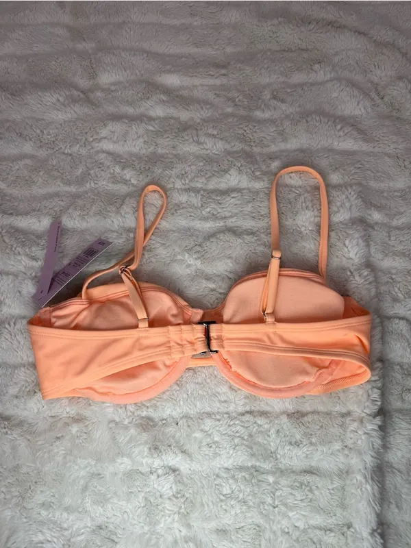 Target NWT Peach Underwire Bikini Top- Women Swim - Image 5