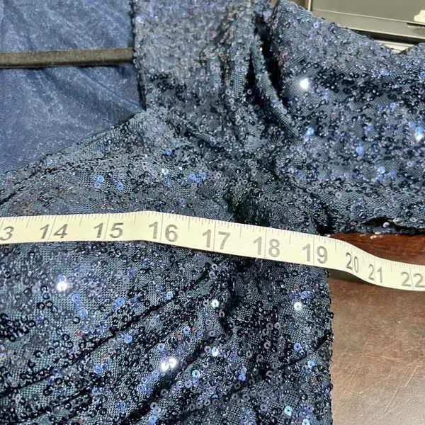 La Femme Navy Sequin Ruched V-Neck Evening Gown Dress Size 14 - Image 8