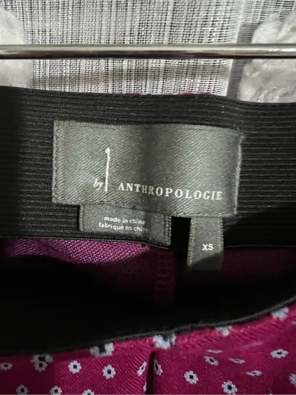 Anthropologie Mikayla Pink Fuschia Flower Cropped Pants Cute Trendy - Image 4