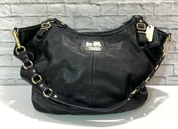 Coach 15958 Madison Black Leather Large Convertible Shoulder Bag. - Image 4