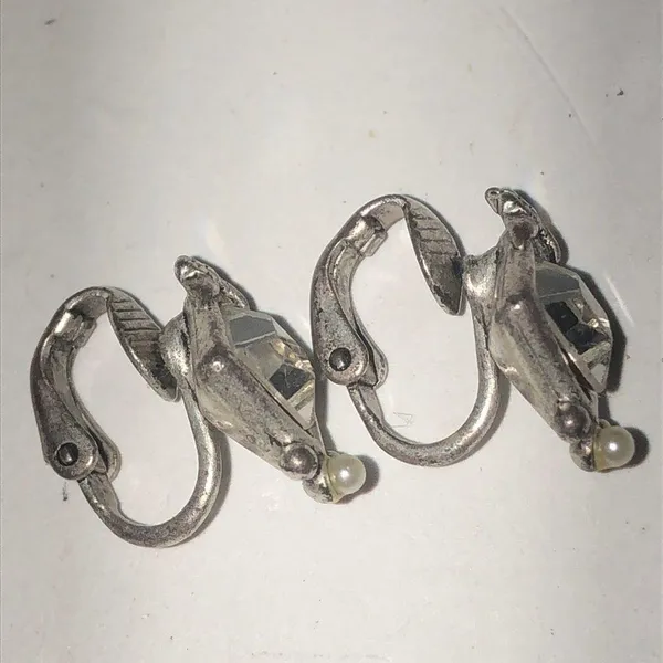 Vintage Satin Silver Tone & CZ Rhinestone Classic Retro Boho Clip On Earrings - Image 2