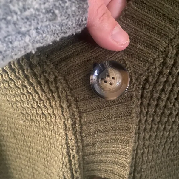 Forever 21 Olive Green Cardigan - Image 4