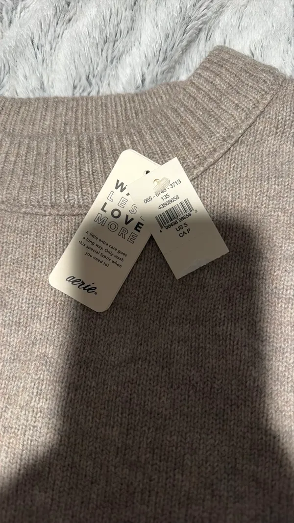 Aerie sweater - Image 2