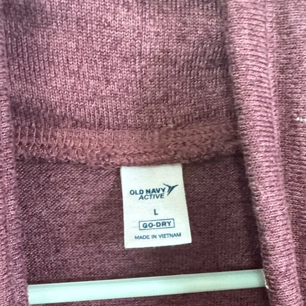 Old Navy Women's Maroon Hoodie Sweatshirt - Image 4