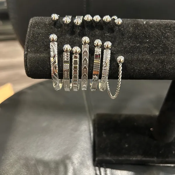 7 Elegant Silver adjustable Bangle Set with design - Image 2