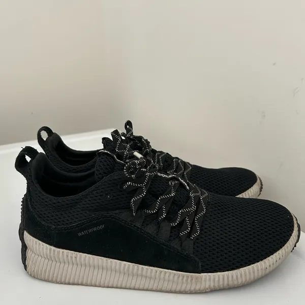 Sorel Suede Sneakers Black Size 9.5 - Image 3