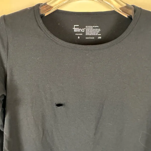 Felina Black Side Shirred Maternity Tee Small - Image 2
