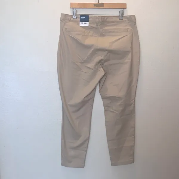 NWT Old Navy High Rise Skinny Full Length Khaki Pants 18 Adjustable Waist - Image 5