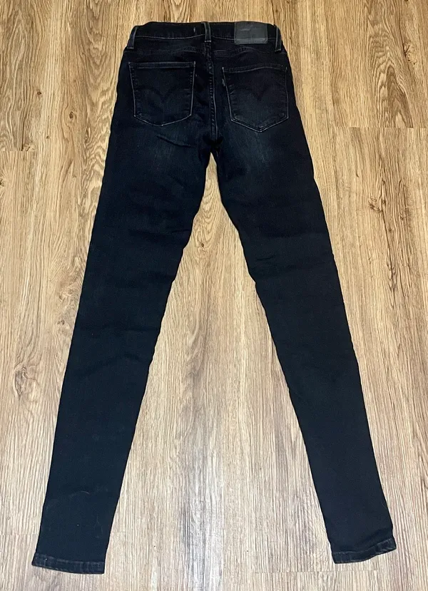 Levi's 720 High-Rise Super Skinny Black Jeans - Image 5