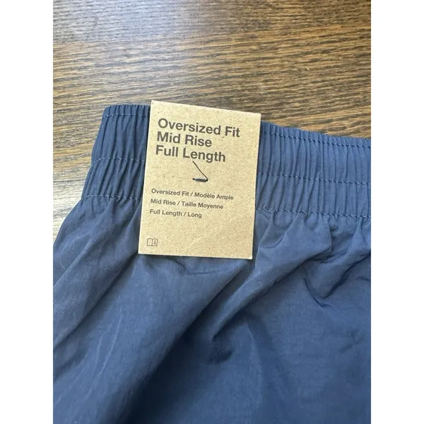 Nike Joggers Size XL Blue Fit Mid-Rise Full Oversized Length, Navy NWT Women's - Image 9