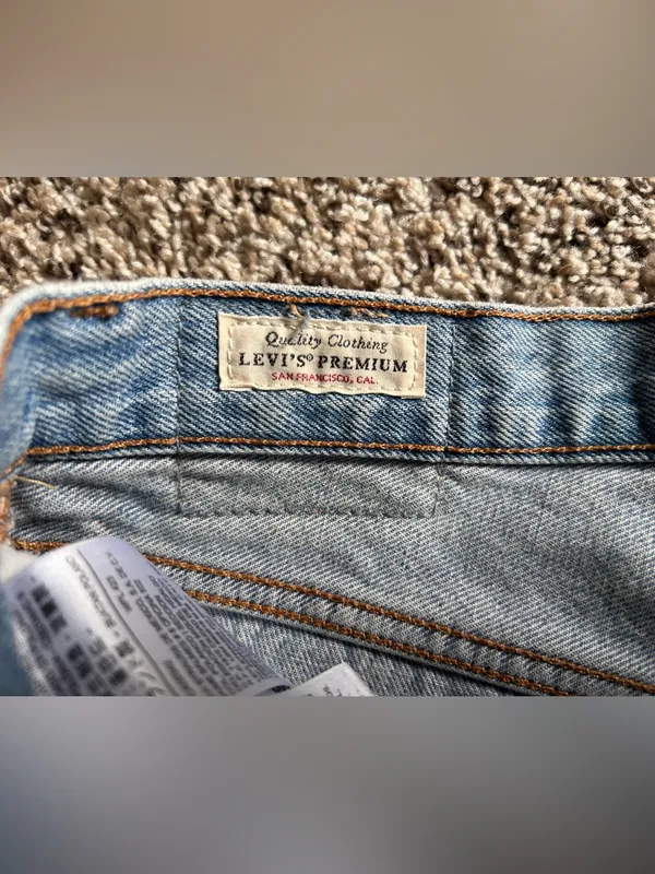 Levi's Women's 501 Jean Shorts - Image 7