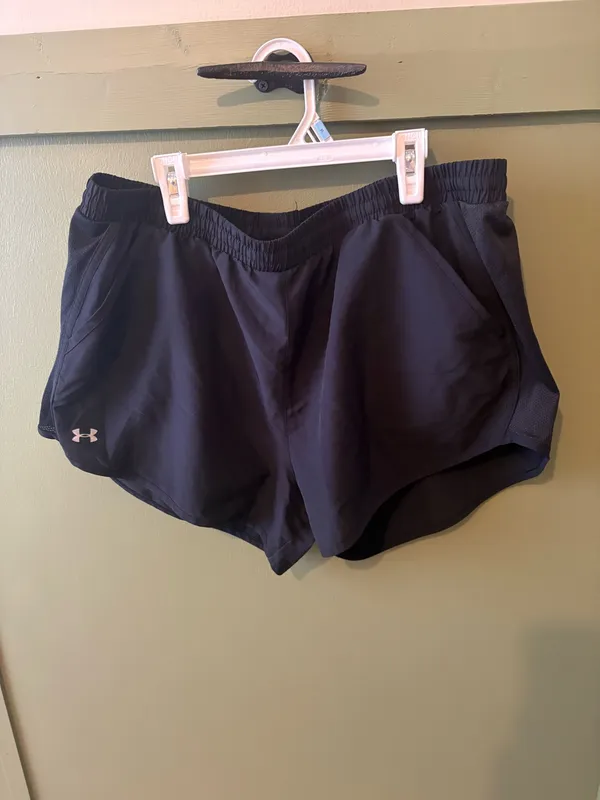 Under Armour Black Athletic Shorts - Image 3