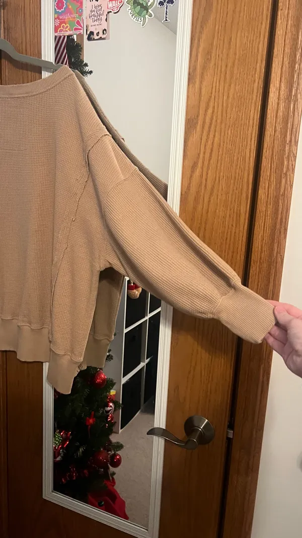 American Eagle Waffle Big Hug Sweatshirt - Image 4