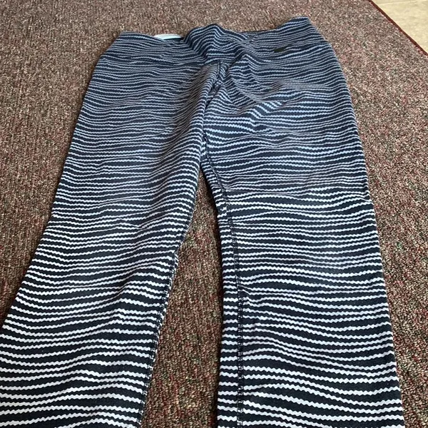 Nike dri fit leggings M‎ - Image 4