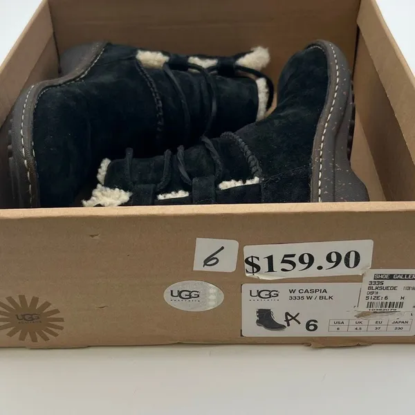 UGG Women's Caspia Suede Shearling Ankle Boots Size 6 Black Lace Up Winter Shoes - Image 4
