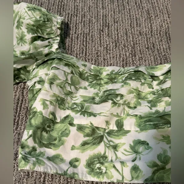 Abercrombie & Fitch Cropped Floral Top - Image 3