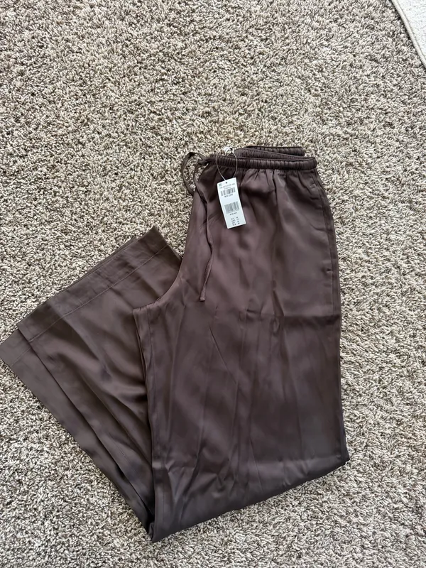 Abercrombie Satin Pants - Image 3