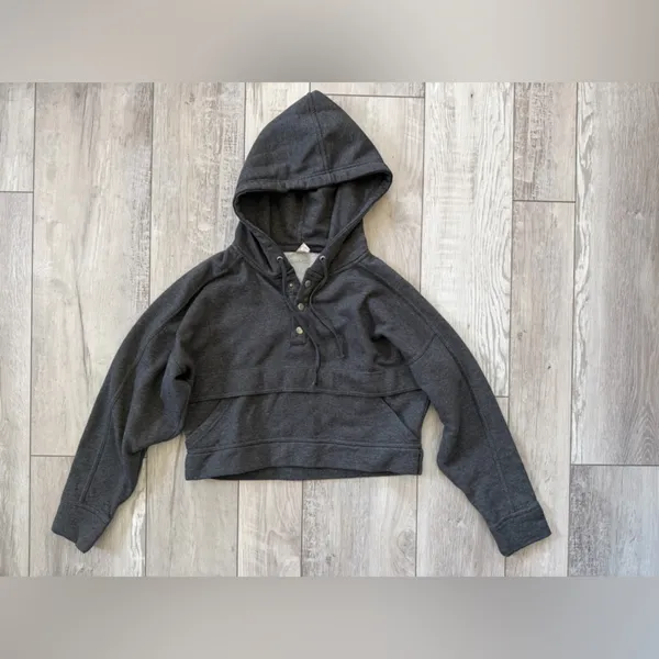 Anthropologie Daily Practice Henley Boxy Oversized Cropped Hooded Sweatshirt xs - Image 4