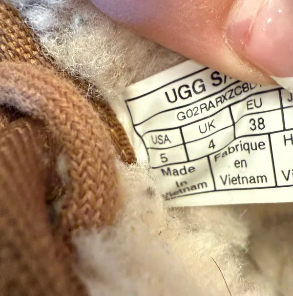 UGG boots - Image 4