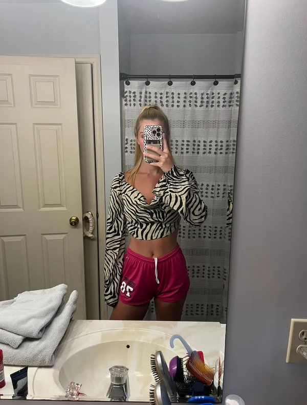Shein Zebra Crop Top Long Sleeve - Image 2