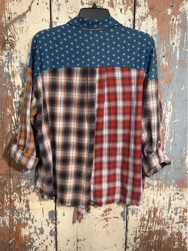 Entro Fall Plaid Mix Print Button Down oversized Shirt, Womens size small - Image 5