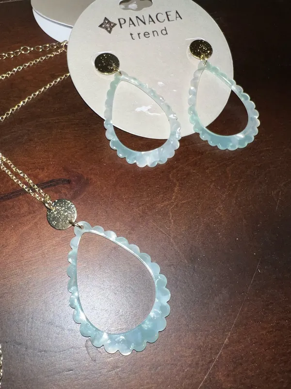 Panacea Necklace and Earrings set - Image 3