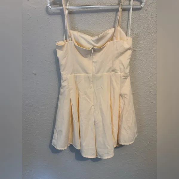 MARBLE Cream Cutout Romper Size L - Image 3