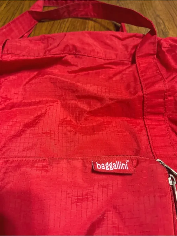 Baggallini Red Tote - Image 3