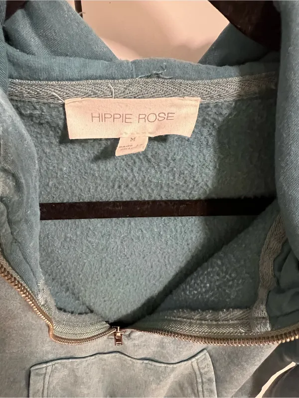 Junior turquoise crop sweater with zipper pockets Size M - Image 4
