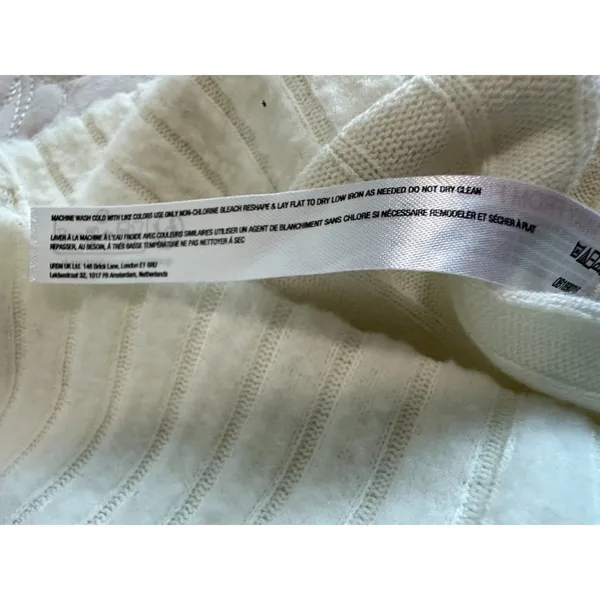 Urban Outfitters Out From Under Ivory Button Up Tight Cropped Sweater Women's Sz - Image 12