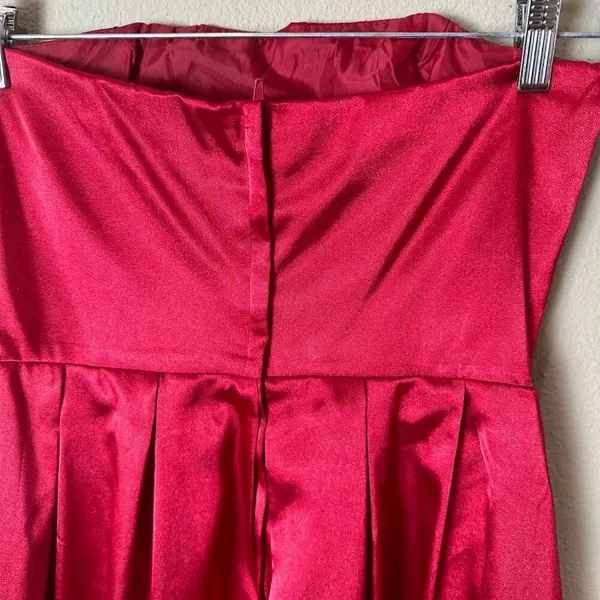 VINTAGE Roberta Party Dress Red Satin Strapless Pleated Bodice - size 5/6 - Image 13