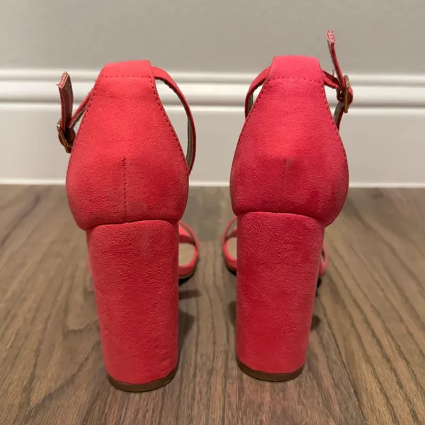 Dream Paris Pink Block High Heels - Image 4