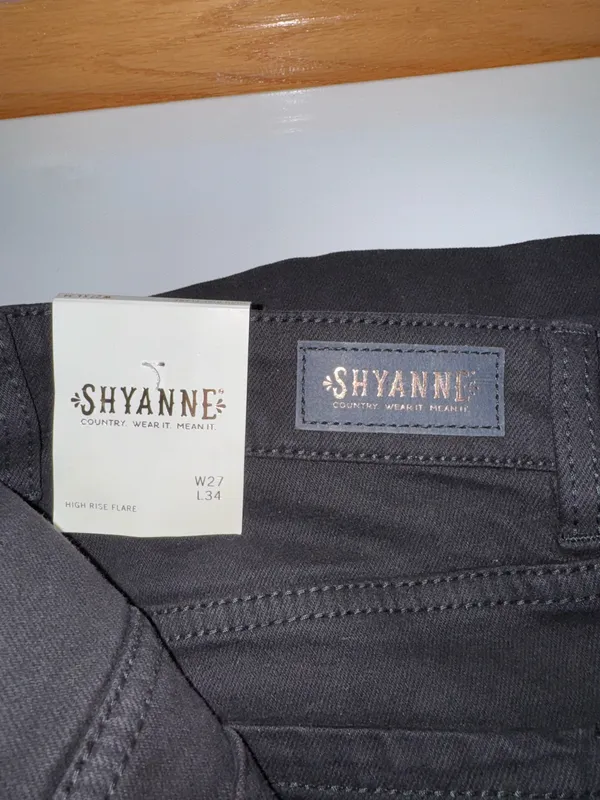 Shyanne Jeans - Image 5