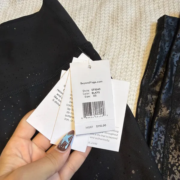 Beyond Yoga Leggings - Image 2
