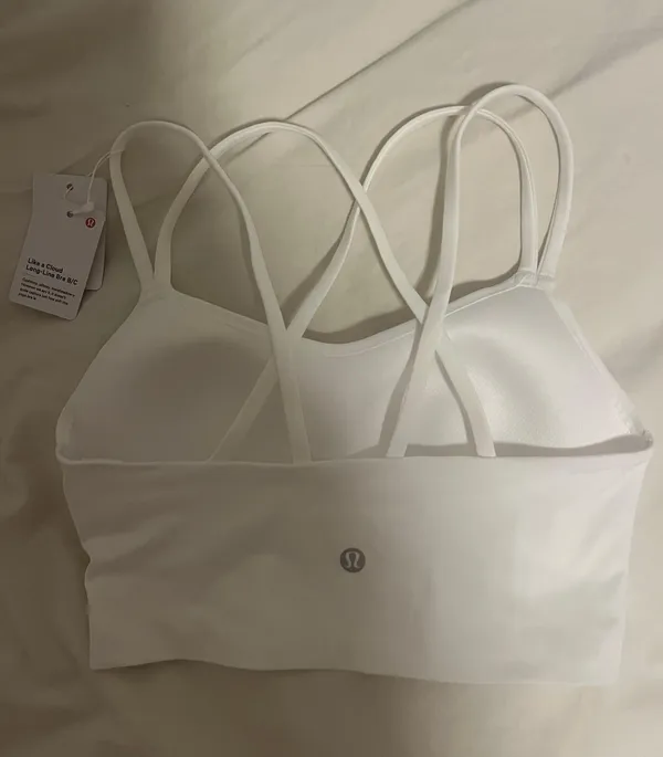 Lululemon NWT  white like a cloud bra size 4 - Image 2
