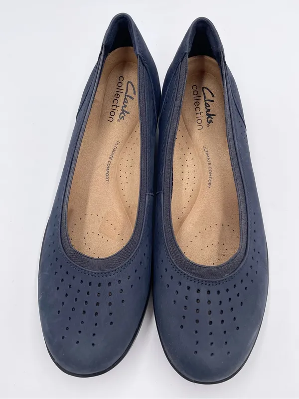 Clarks Collection Suttyn Kaylie Slip-On Shoes Size 7 Navy Blue Nubuck Leather - Image 2