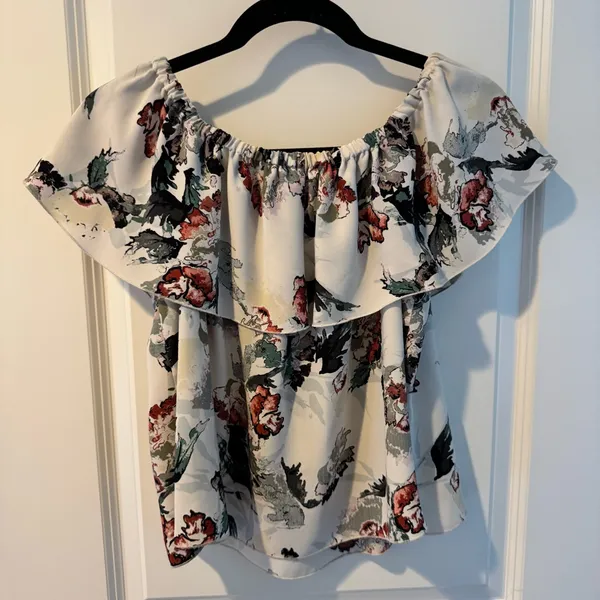 Wilfred Aritzia Promener Floral Off Shoulder Blouse with Silk Trim | S - Image 5