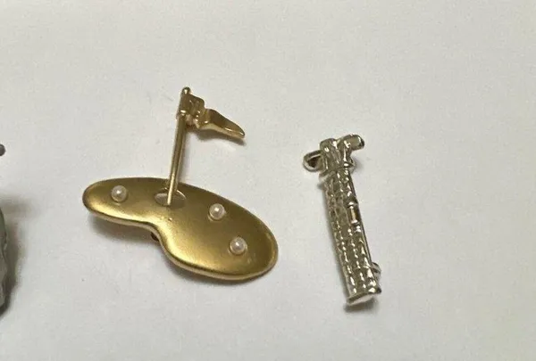 Lot Of 3 Golfing Brooch Pins For Golfers - Golf Bag, Gold Green Flag/Hole 1 Avon - Image 8