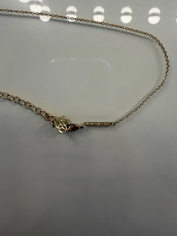 Kendra Scott Necklace Gold - Image 4