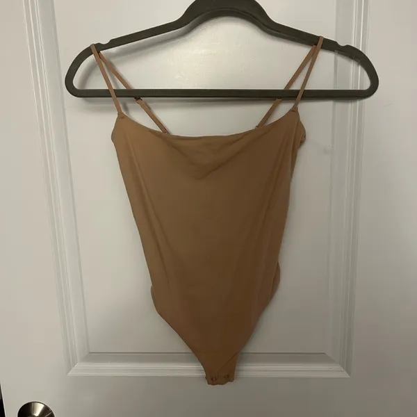 Skims Fits Everybody Cami Bodysuit - Image 2