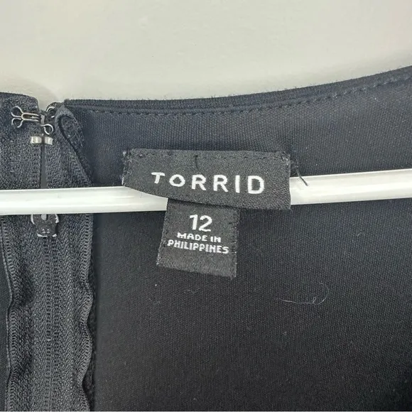 Women’s Size 12 Torrid Black Semi Formal Dress‎ - Image 3