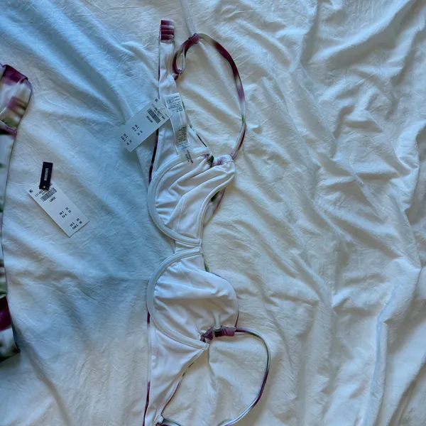 Abercrombie & Fitch ruched mid-rise moderate bikini - Image 8